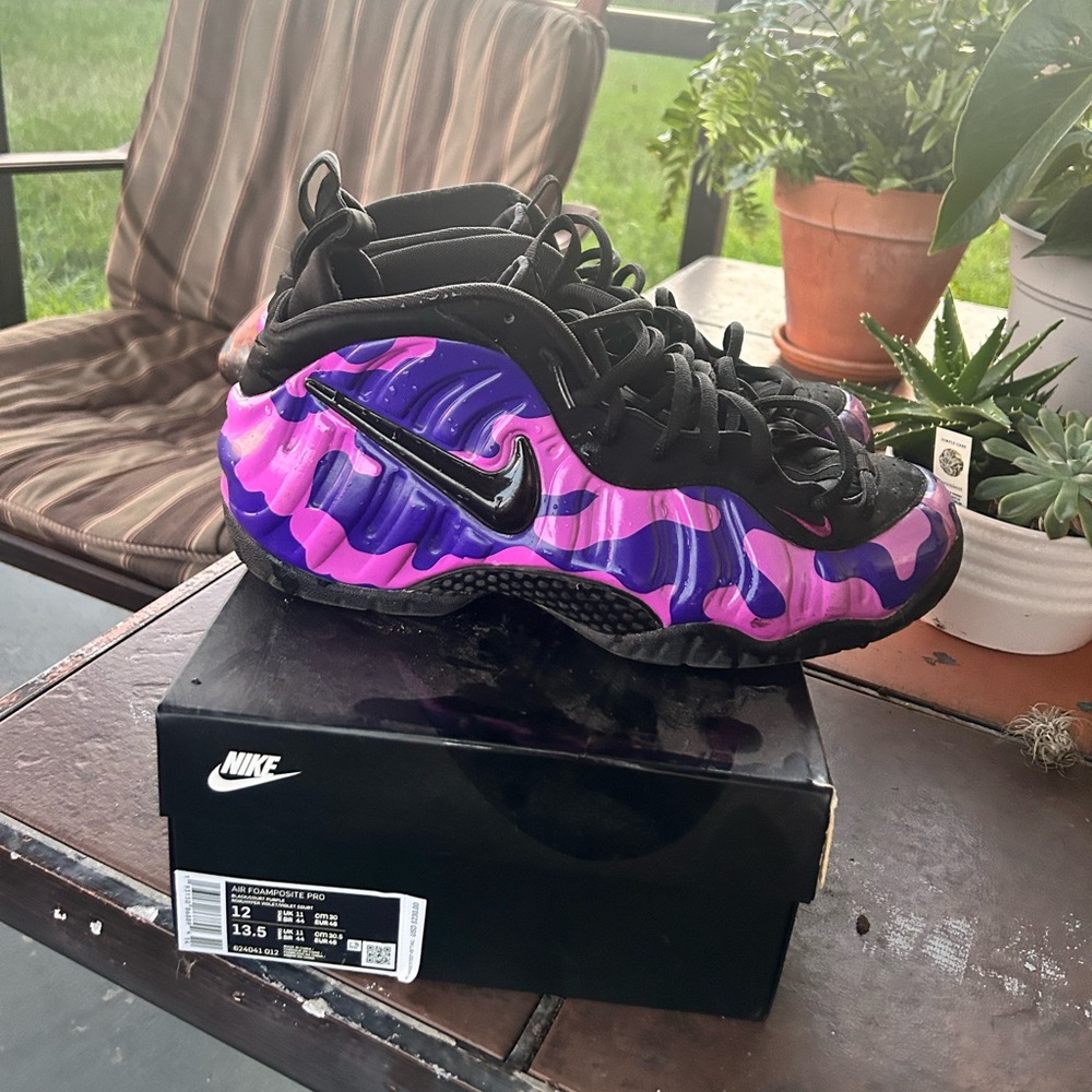 Nike Foamposite purple camo
